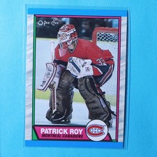 1989-90 O-Pee-Chee #17 Patrick Roy - Montreal Canadiens