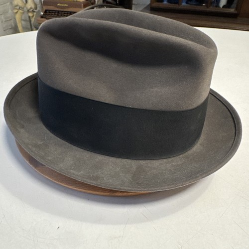 Vintage, Dusty Gray Dobb’s 5th Ave Man's 1960s style Fedora, SZ 7 3/8 - Picture 3 of 8