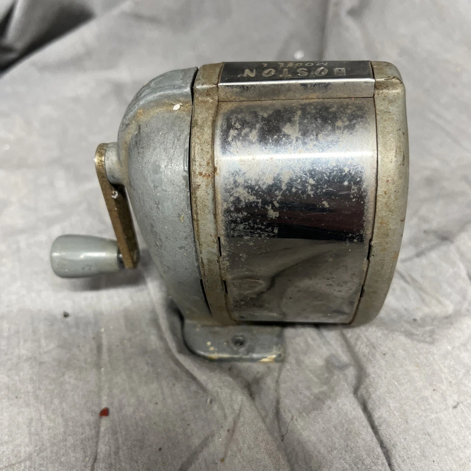Sacapuntas modelo Boston vintage - metal fundido de alta resistencia, mediados de siglo... Foto 4 de 4