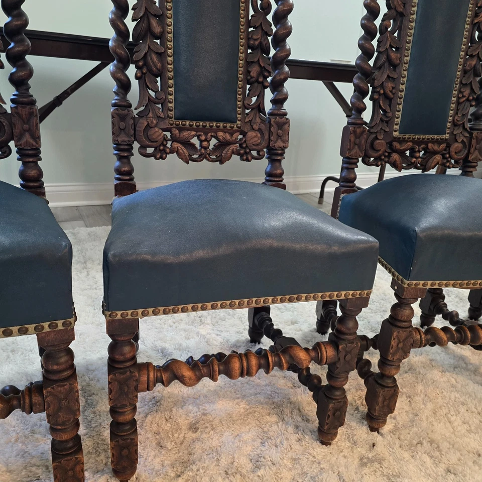 Juego de 4 sillas antiguas zapateras cebada giratorias de 1800 Foto 2 de 3