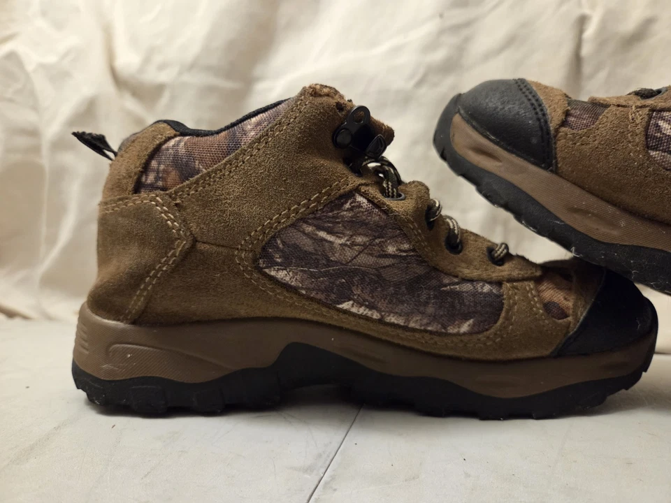 Kids Hunting Boots Size 5 - Image 3 of 4