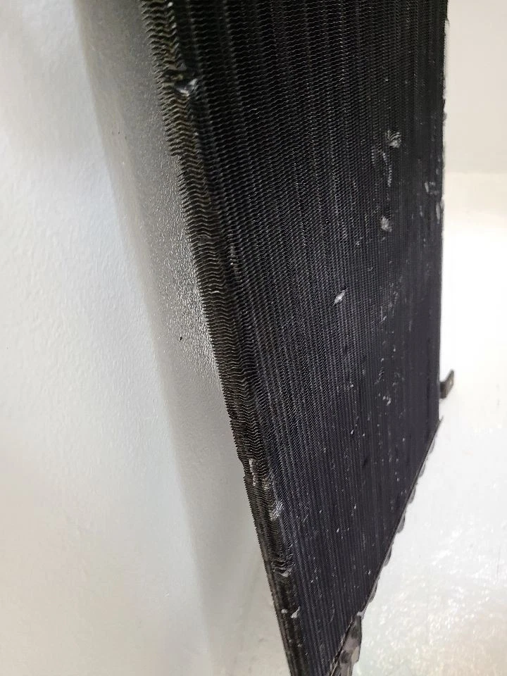 Ford Bronco 1990-1993 condensador de CA integral 6 cilindros F0TZ19712C Foto 3 de 4