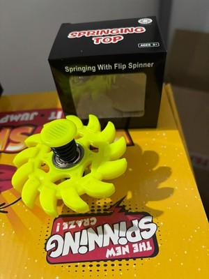 Fidget Spinner Flip it Jump it Trick it Stress Angstabbau Spielzeug in Schachtel gelb