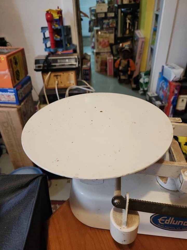 Edlund Baker’s Scale Model BDS White Color , 16oz Good Condition  - Image 4 of 4