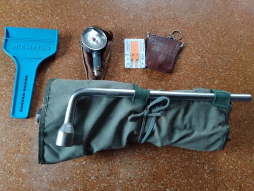 Mercedes tool kit w108 w111 coupe w110 w120 ponton w136 w187 w186 - Picture 2 of 12