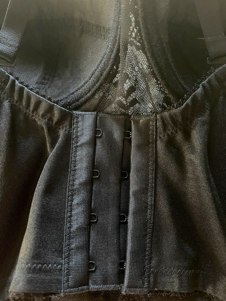 Vintage triumph International Black Lace Bustier 34B Boned - Image 3 of 4