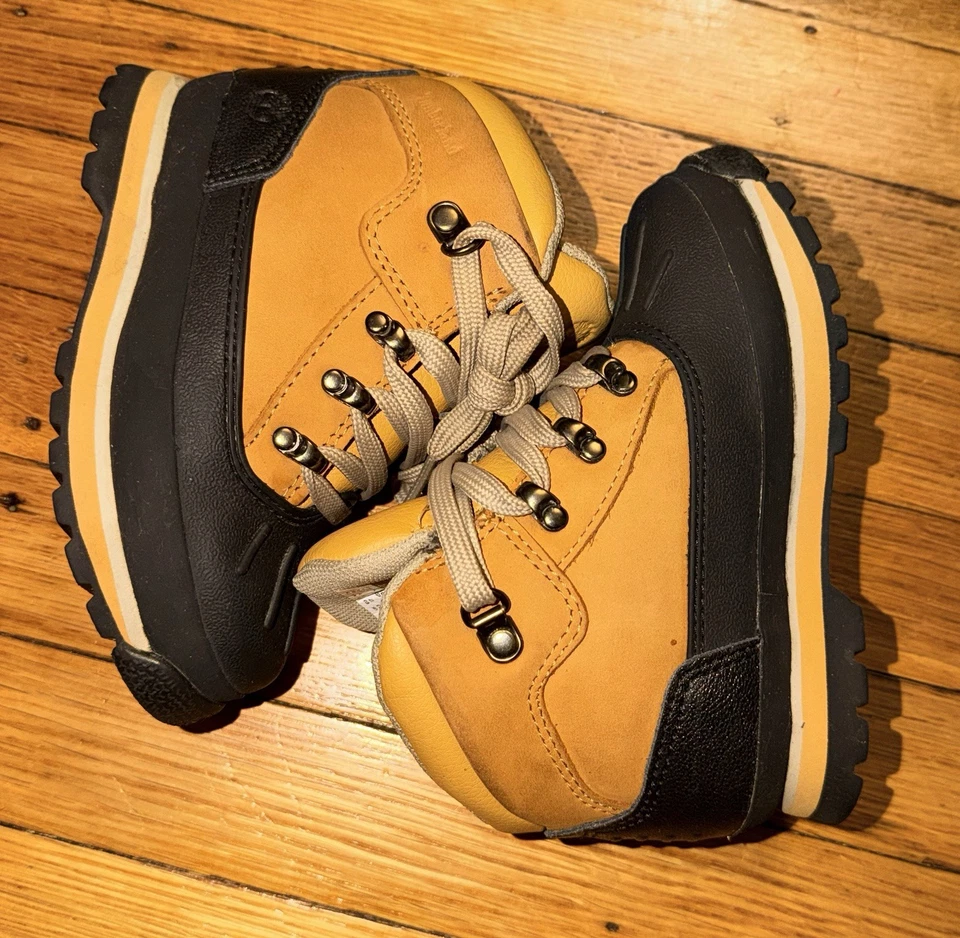 Timberland niño pequeño talla 10 Foto 2 de 4