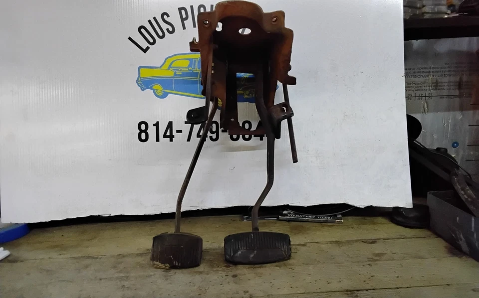 1973-1979 FORD F150 BRONCO F250 F350 CLUTCH BRAKE PEDAL MANUAL TRANSMISSION... - Image 2 of 4