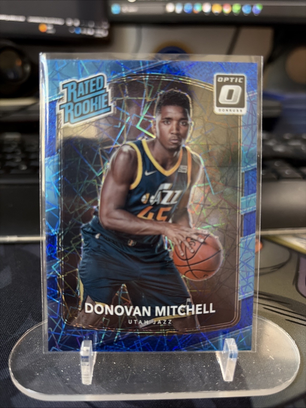 2017-18 Donruss Optic Rated Rookie Donovan Mitchell #188 Blue Velocity Prizm
