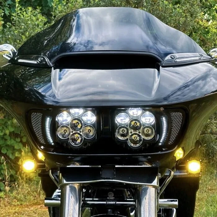 Luz LED de señalización de giro delantera para faros Harley Road Glide Ultra FLTRU 2016-19 Foto 2 de 4