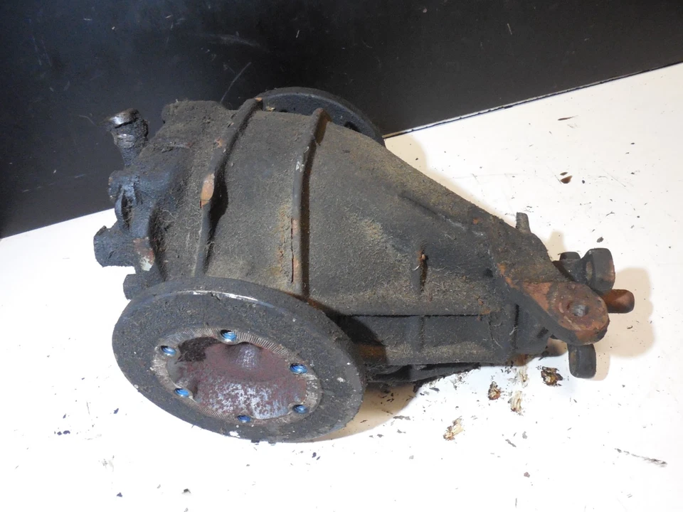 Diferencial trasero relación 3,23 1984-1993 mercedes-benz w201 190d 190e Foto 4 de 4