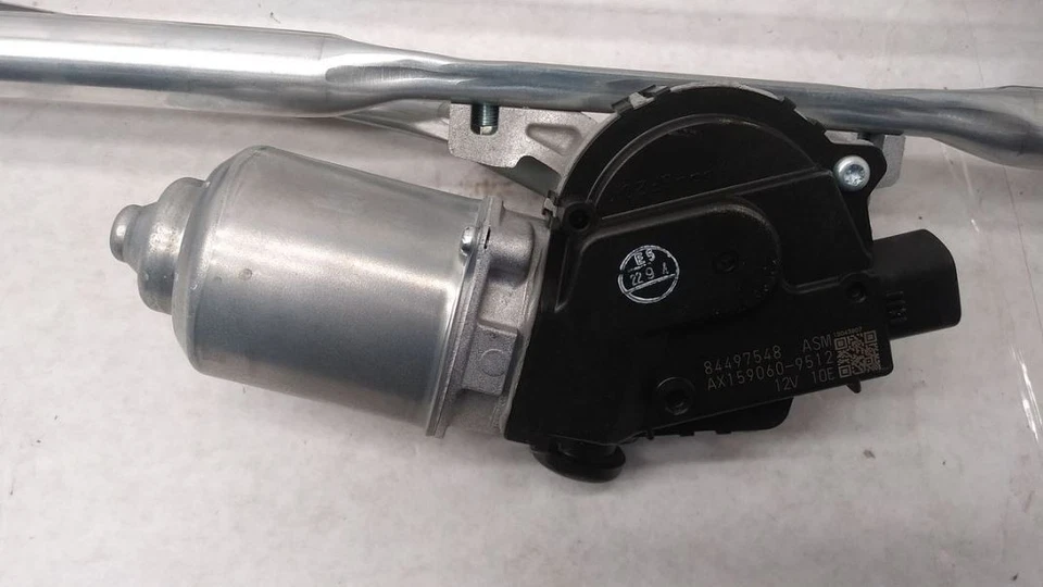 GMC Sierra 1500 2022 Windshield Wiper Motor 2436367 - Image 2 of 4