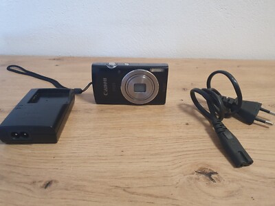 Canon IXUS 145 Schwarz / Kompakte Digitalkamera