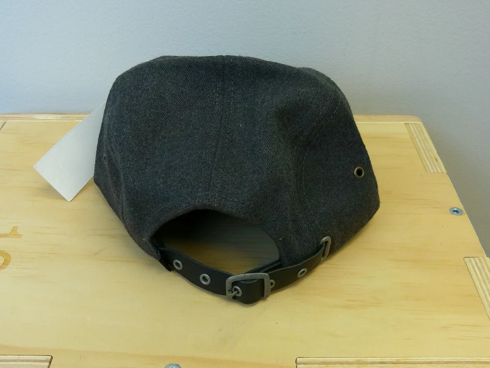 Globe Shoes Hat Cap Strap Back Black Gray Skater Skateboard Skating Panel Mens - Image 4 of 4