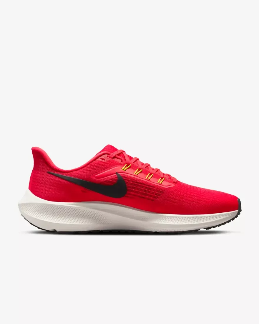 Nike Air Zoom Pegasus 39 Siren Red/Blackよければどうぞ