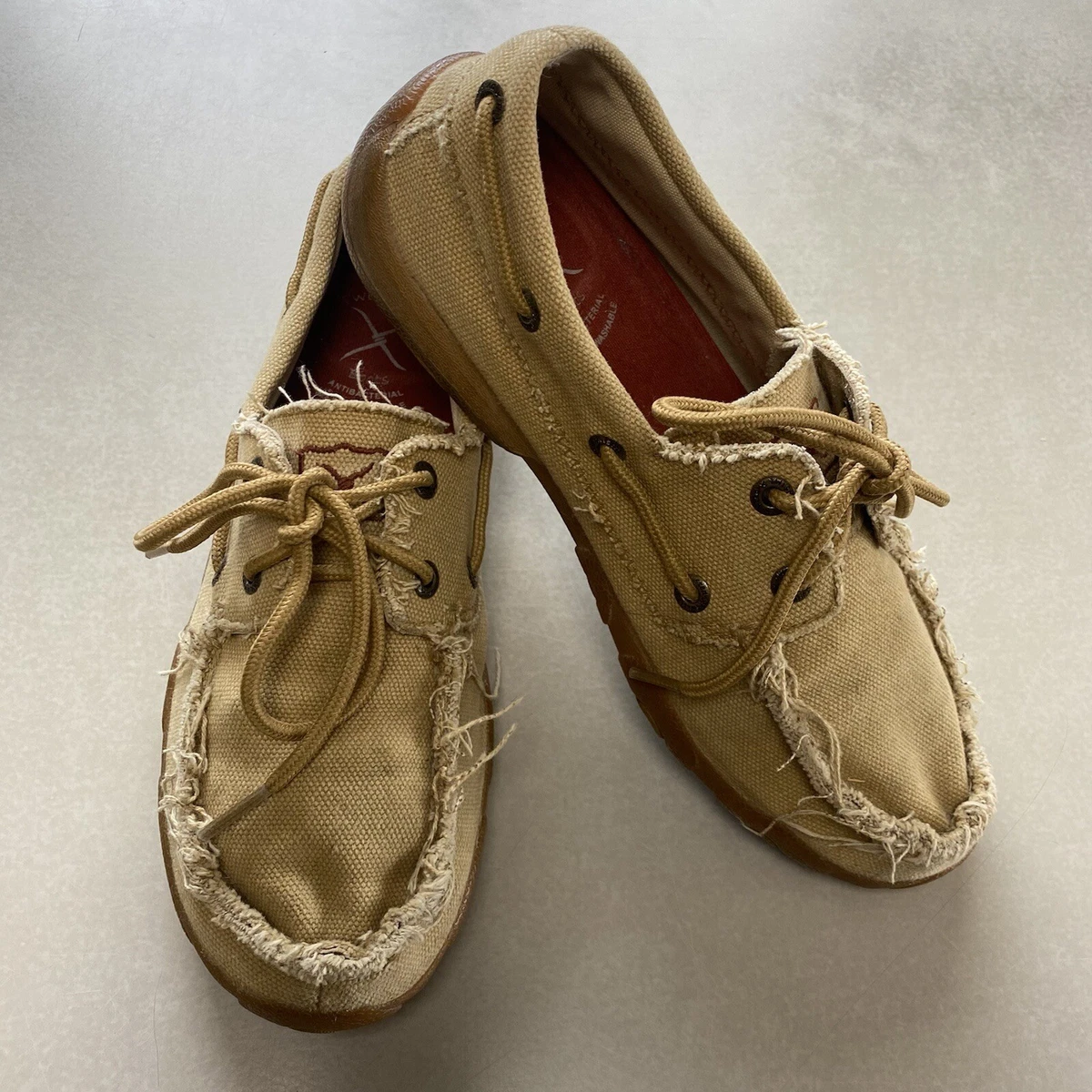 Twisted x canvas clearance shoes