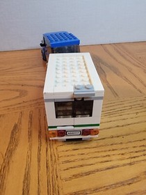 Retired LEGO CITY: Van & Caravan (60117) missing pieces, box and manual