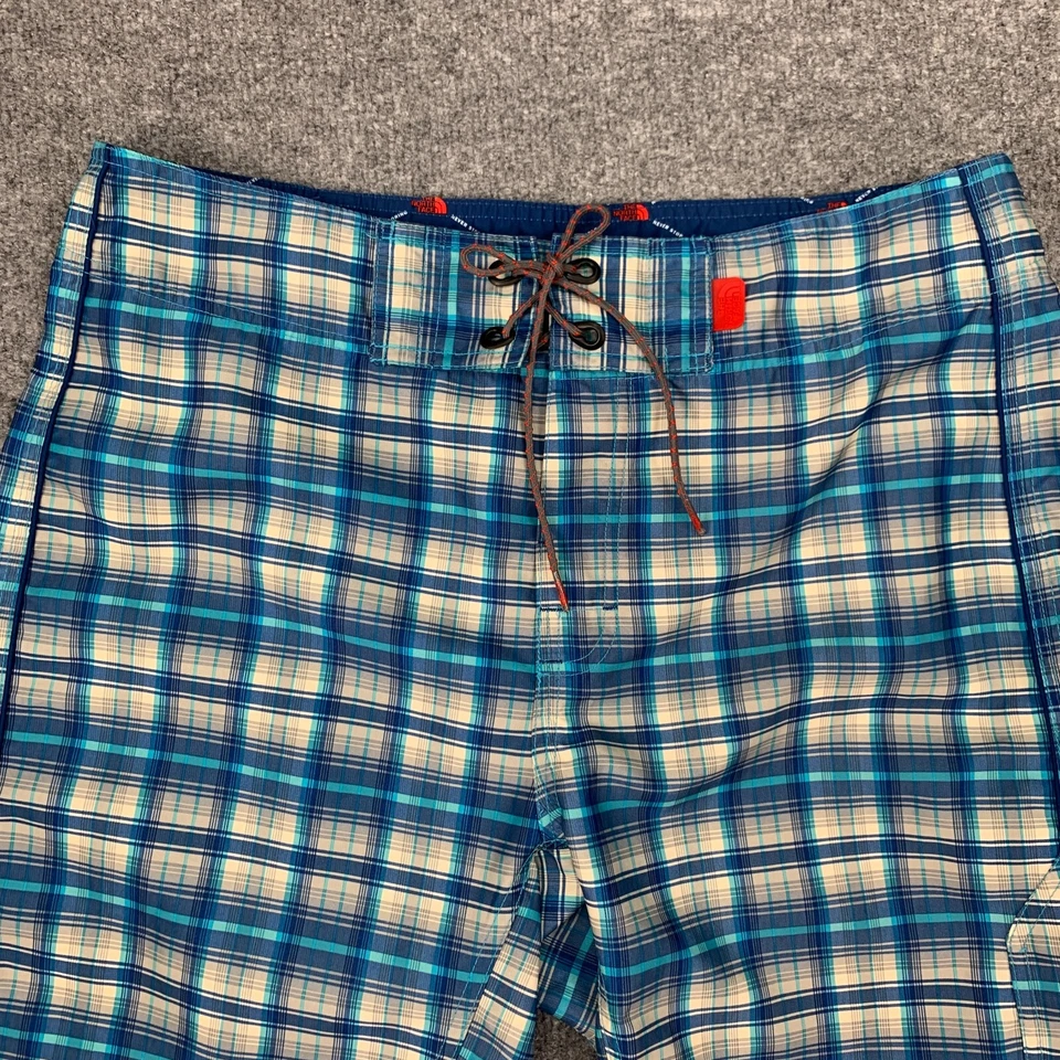 The North Face Board Pantalón Corto Hombre 34 Multi Cuadros Frente Plano Cintura Fija Ligero Foto 4 de 4