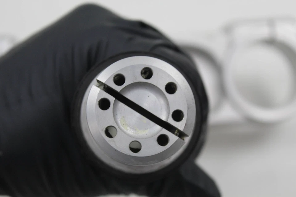 Eje de abrazadera de yugo triple árbol inferior recto Ducati 848 EVO 11-13 34220551A Foto 4 de 4