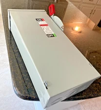 GE TH3362R Safety Switch 60A 600V / 250VDC Type 3R Rainproof Enclosure