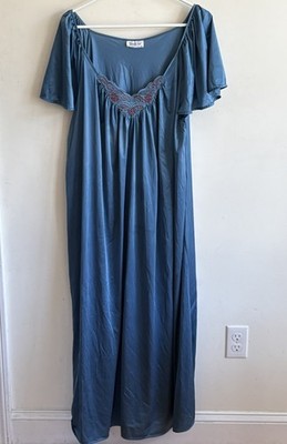 Vanity Fair Nightgown XL Turquoise Blue Embroidered Long Comfort USA Vtg Read