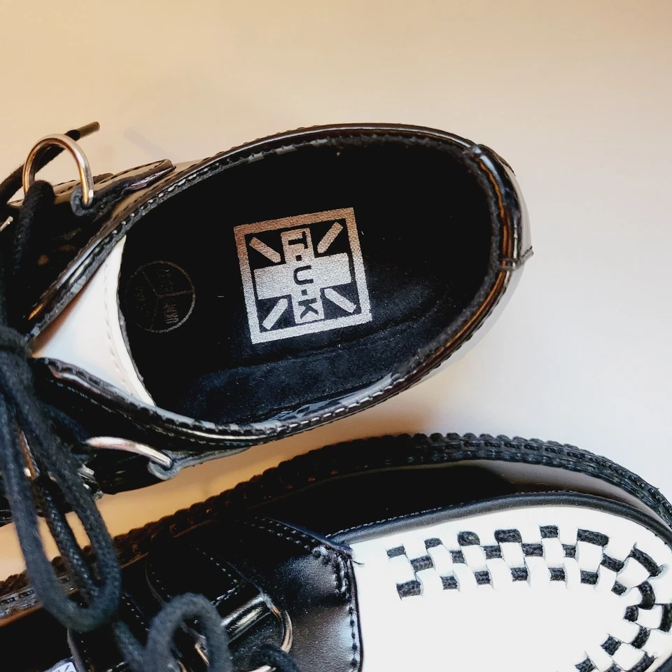 T.U.K Clásico Cuero Blanco y Negro Mondo Viva Plataforma Creepers Unisex M4 W6 Foto 3 de 4