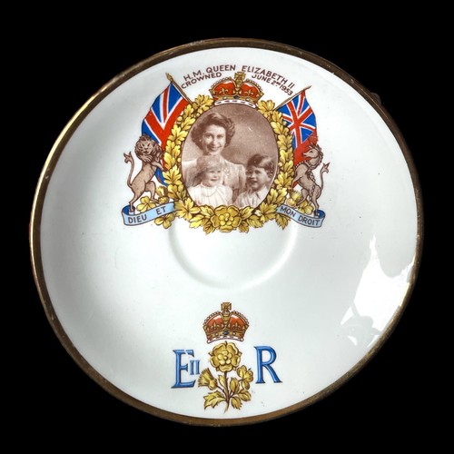 Queen Elizabeth II Coronation Tea Cup & Saucer 1953 Salisbury Bone China Adams - Foto 11 di 18