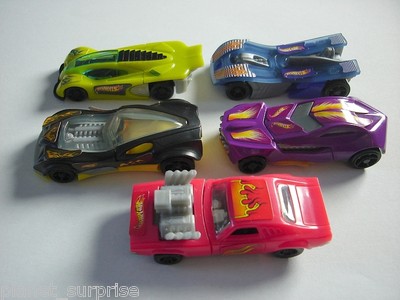 HOT WHEELS 2013 MATTEL MODEL CARS SET 1:87 H0 - KINDER SURPRISE MINIATURES