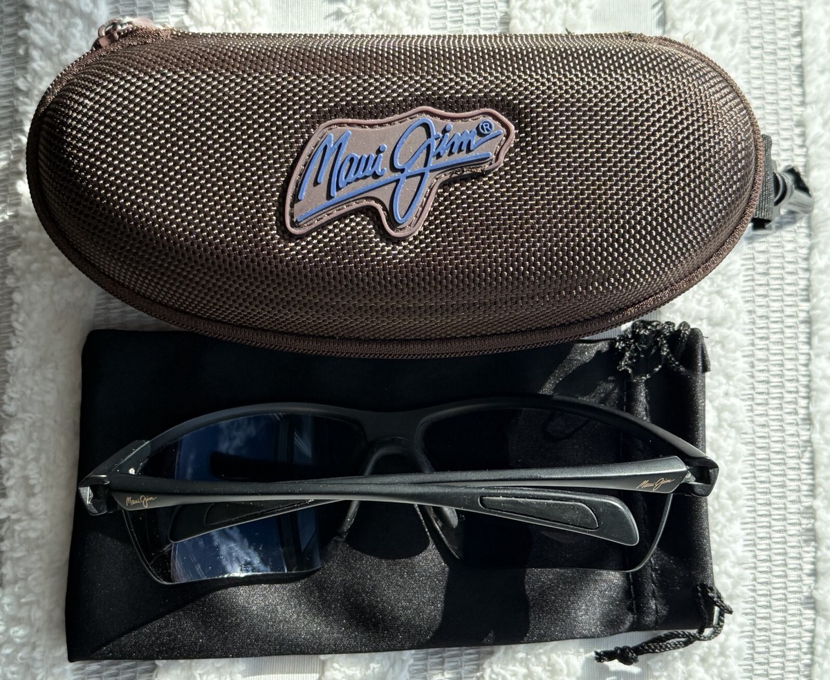 Maui Jim Stone Crushers MJ 429 2M Matte Black Frame + Grey