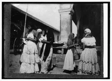 8" x 10" Photo 1900 Market scene at Granada, Nicaragua