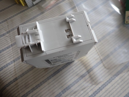 LEUZE - MSI 420-01 Safety Control Base Module - Ethernet USB MSI420 - 50132986 - Picture 6 of 8