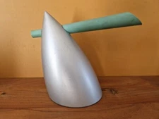 Philippe Starck Bouilloire modèle Hot Bertaa pour Alessi Design 1980 80 loft