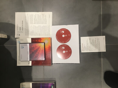 Open University: SM358 The Quantum World - Course books and Revision Materials