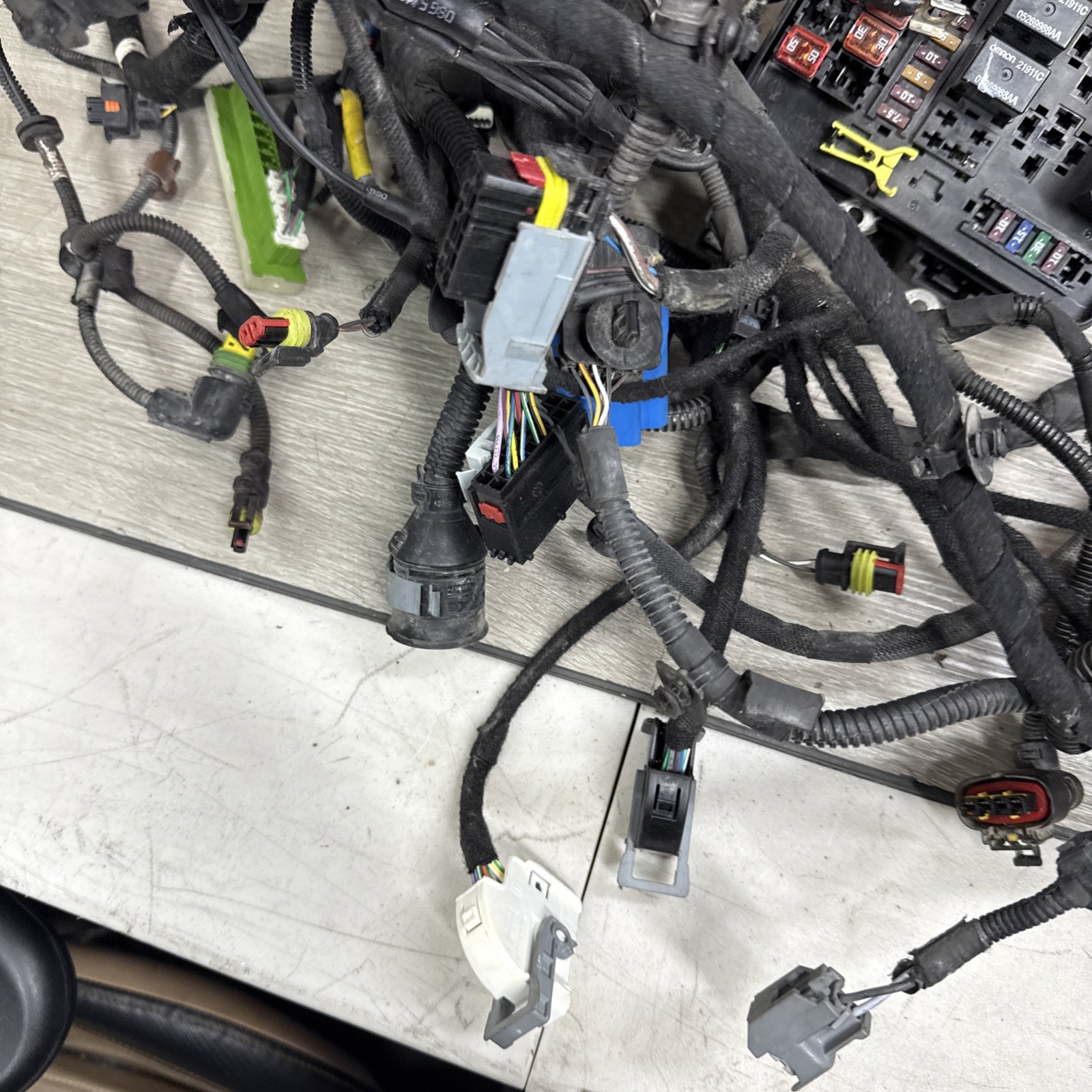 ✅ 2014 - 2017 Maserati Ghibli 3.0L V6 Engine Bay Wiring Harness OEM 06700086490