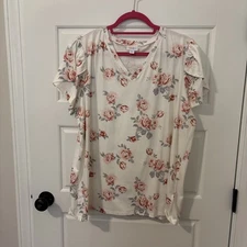 Lularoe Remi Vneck Tulip Sleeve Top Retail $38 - XL - Item#305
