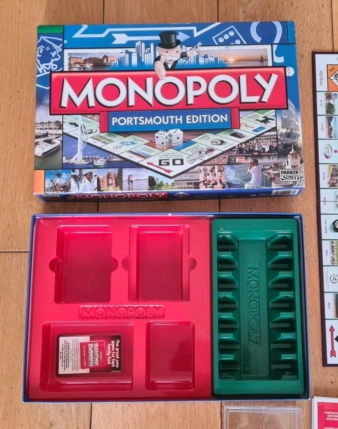 Monopoly Portsmouth Edition Pompey City Board Game 100% Complete Contents  - Image 2 of 4