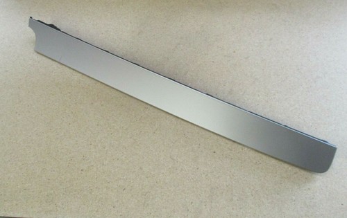 Dekorleiste rechts VW Passat 3C Leiste Armaturenbrett Blende silber 3C1857212AD
