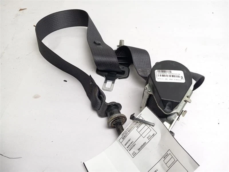 后乘客座椅皮带回扣器 适合 BUICK ENCLAVE 2010 — 第 4/4 张图片