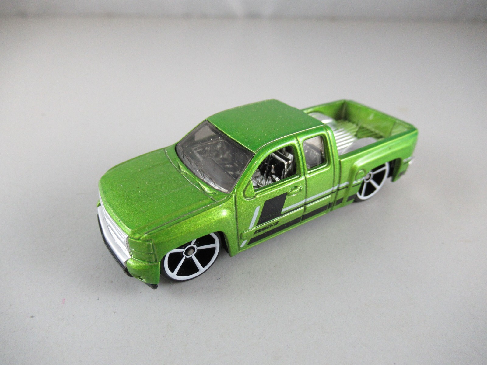 Picture 1 of 4