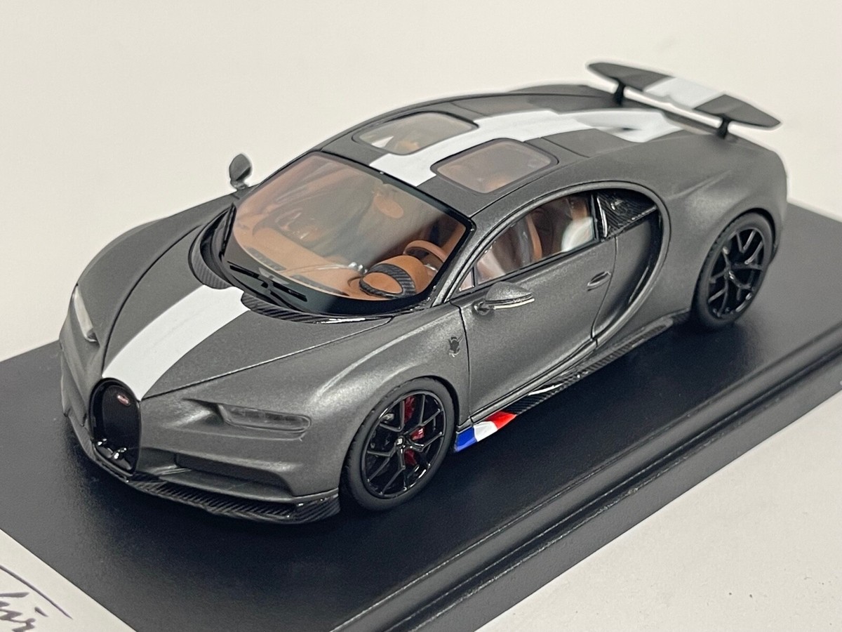 1/43 Looksmart Bugatti Chiron Sport Le legendes Du Ciel LS494LDC