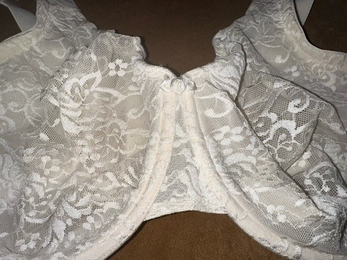 Lot Of 2 Lane Bryant Cacique Bras Size 38H 1 Cream/1 Beige - Picture 10 of 15