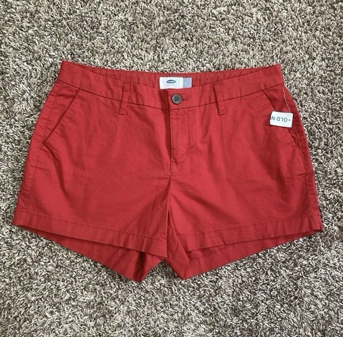 Old Navy Women's 3" Outdoor Casual Saucy Red Shorts Sz 6 US NWT
