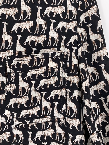 DVF Diane Von Furstenberg Silk Bouse Womens 0 African Animals Giraffe Lion Shirt - Picture 5 of 15