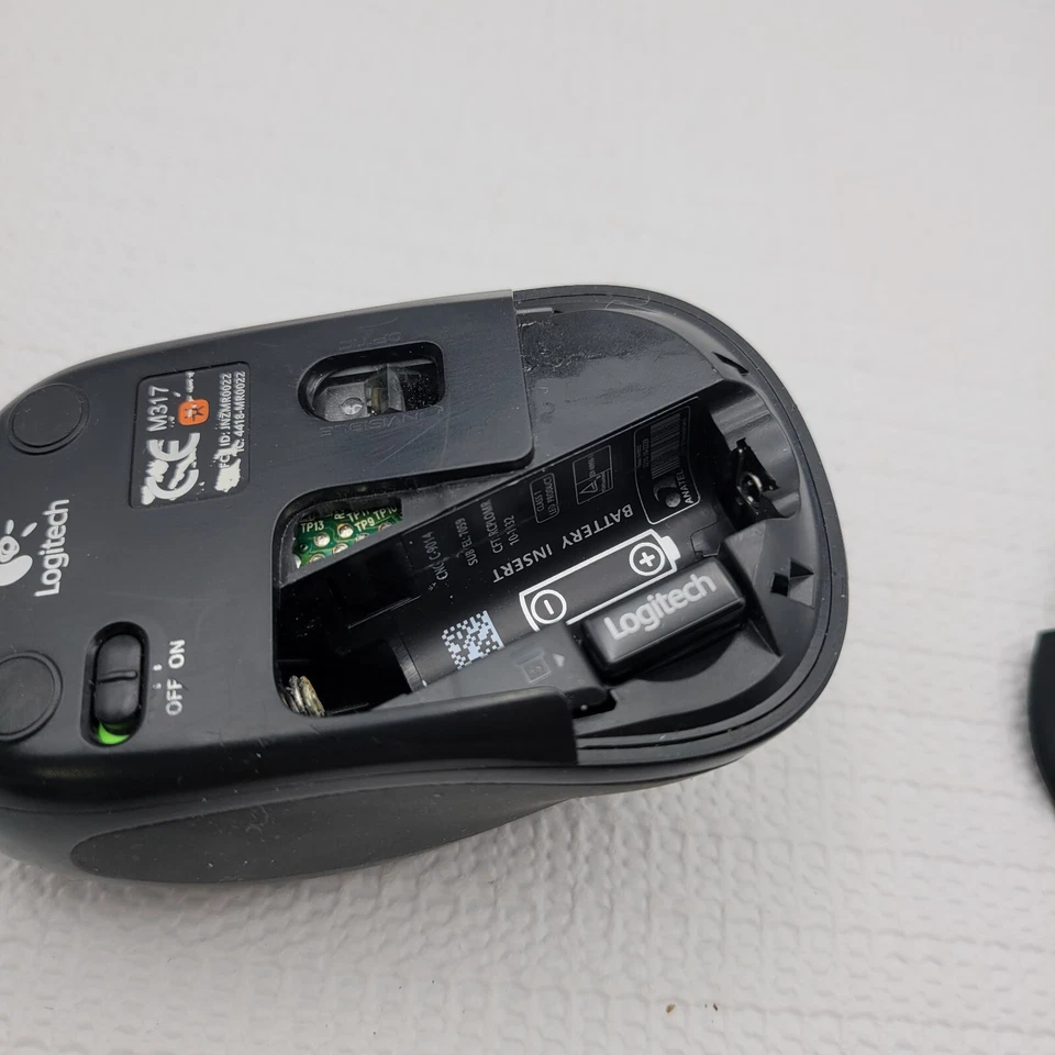 Logitech Wireless Mouse M317 W/Receiver Black (IL/GM1-1212-M-R0038-BLK-UG) WORKS - Image 4 of 4