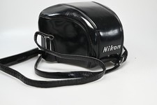 Nikon CTT Black Leather Hard Camera Case G525