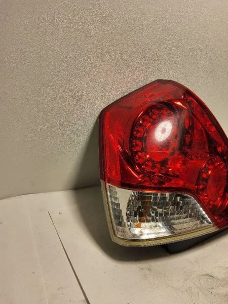 2006 - 2007 英菲尼迪 M35 DRIVER 左侧尾灯总成 220-63786 — 第 3/4 张图片