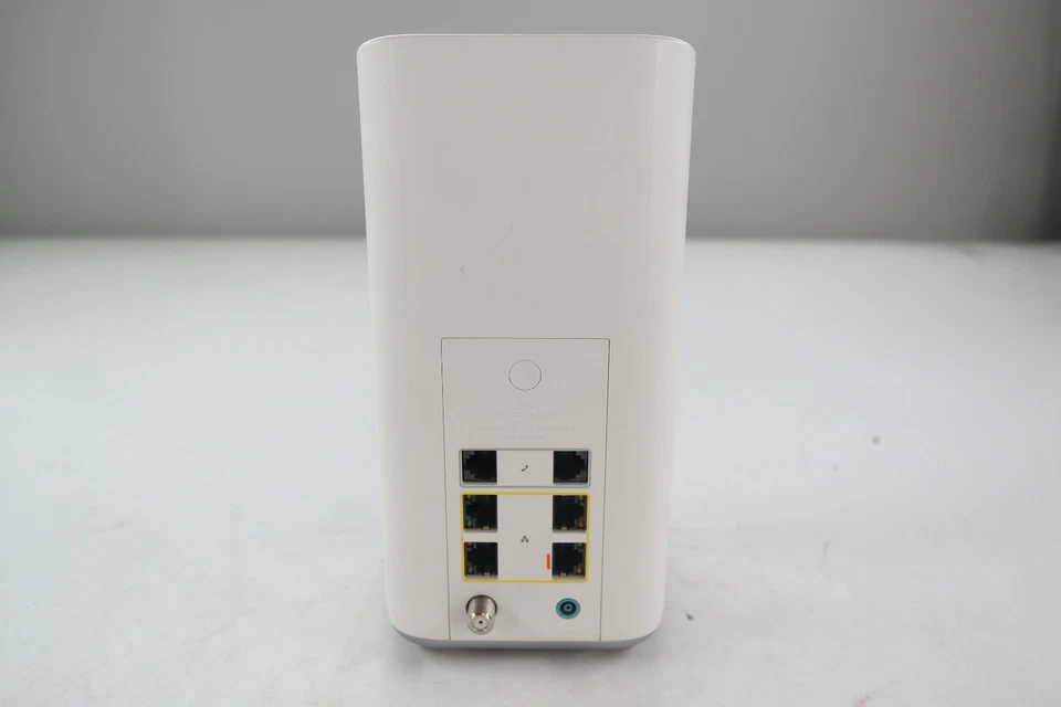 Comcast Xfinity XB7-CM GIGABIT Modem WiFi Router with Power Cord Works Great - Image 3 of 4