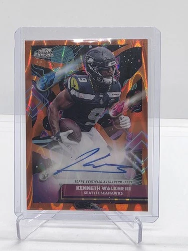2025 Topps Chrome Kenneth Walker III Refractor (RAW)