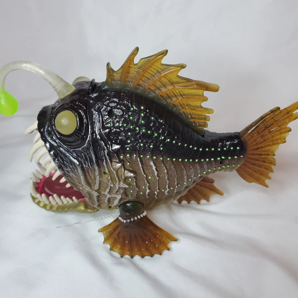 Figura de acción Chap Mei pez ángel de aguas profundas con boca masticadora pez juguete Nemo Foto 4 de 4