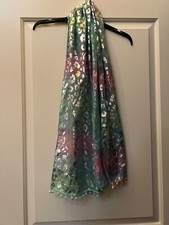 JUSTICE GIRLS SCARF MINT GREEN/BLUE/PINK. GENTLY WORN PREOWNED ONE SIZE 